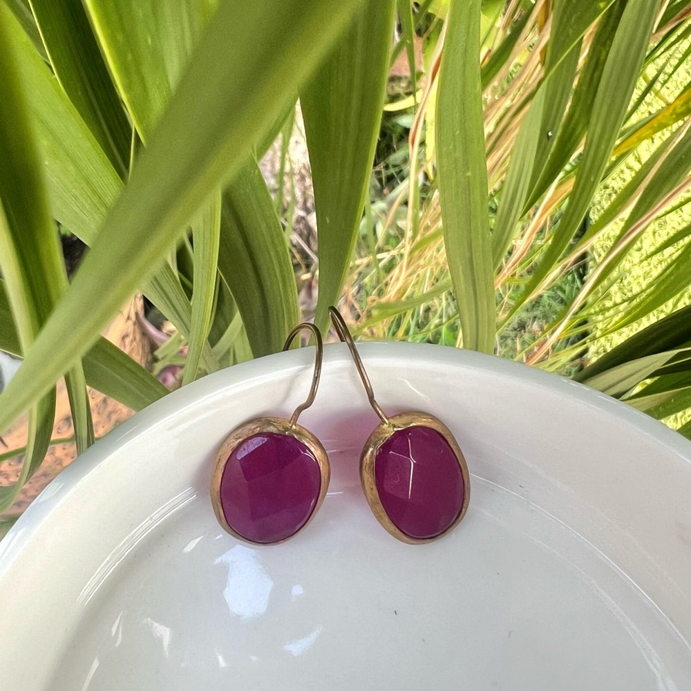 Vintage Rubi Earrings - Picture 8 of 12